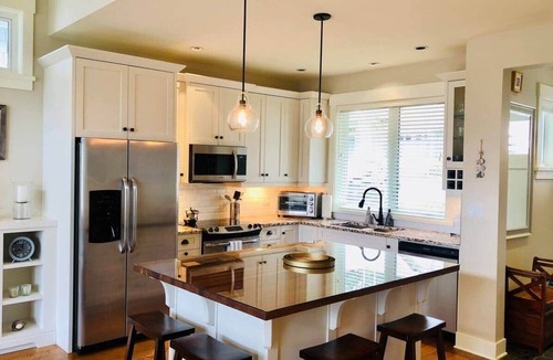 Regional District of Nanaimo House | Seaside Villa - Sleeps 7