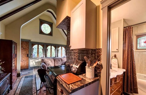 Powassan Cottage | Secluded and Romantic Cottage Rental with Stunning Gardens in Powassan, Ontario