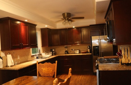 South Bruce Peninsula Cottage | Serene and Cozy Cottage Escape Near Sauble, Tobermory and Wiarton