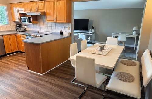 Blueridge House | Serene Nature Retreat, in a beautiful neighborhood