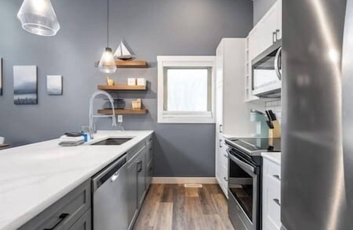 Windermere House | "Serenity Shores" Mins to Lake |King Bed |10 Guests
