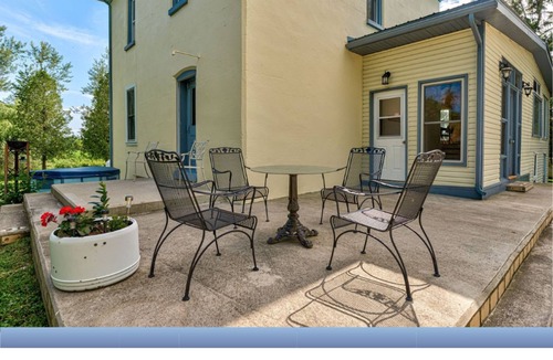 Ashfield-Colborne-Wawanosh House | Shamrock Cottage near Lake Huron on Ontario's sandy west coast!