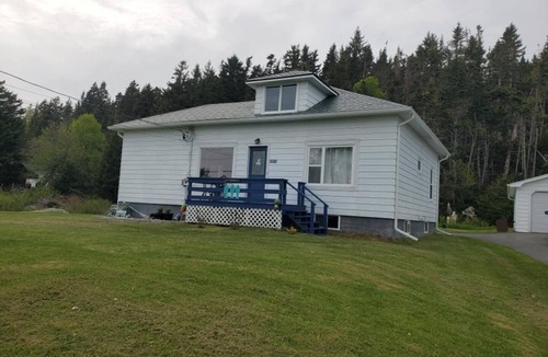 Blacks Harbour Cottage | Short access to ATV Trail systems! Gorgeous 20min Coastal drive to New River Beach!