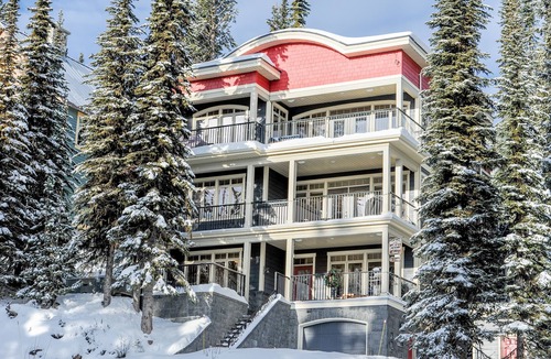 Silver Star Mountain House | Silver Star Mountain - 3 Bedroom - Ski Out - Sleeps 6