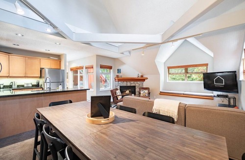 Whistler Creekside Condo | Ski in/out | Creekside Gondola | Pool and hot tub