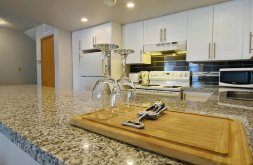The Blue Mountains Condo | Ski-in/Ski-out condo in Blue Mountain with fireplace