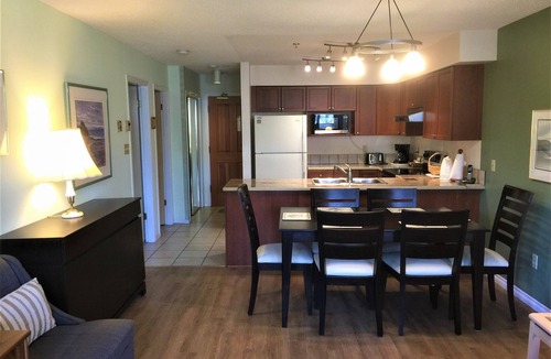 Upper Village Condo | Ski-in/Ski-Out Luxury Condo Greystone Lodge - Hot Tub & Pool