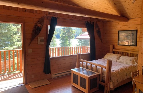 Bridge Lake Cabin | Small Waterfront Cabin on Little Lac Des Roches… pet friendly… moorage available