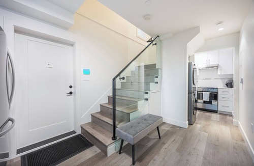 Fraserview Condo | Soothing 1-bedroom condo with AC in vibrant Vancouver