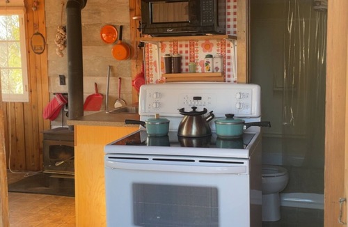 Argyle Shore Cottage | South shore time capsule