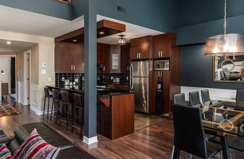 Saint-Sauveur Condo | Spacieux condo 3 chambres - Ski in Ski out St Sau!