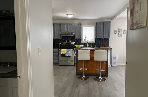 Downtown House | Spacious 3 Bedroom House in Cold Brook