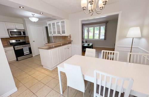London House | Spacious 3BR/2BA Home near Western University & Downtown Free Parking