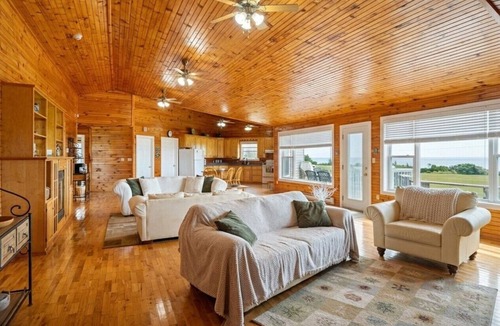 Bonshaw Cottage | Spacious 5-Bedroom South Shore Cottage: Where PEI Memories Begin