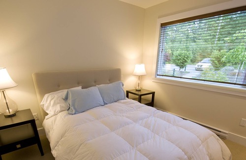 Regional District of Nanaimo House | Spacious Beach House Tucked in the Forest ~ Steps to the Beach