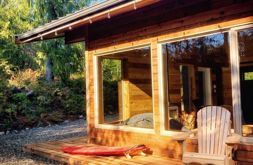 Tofino House | Spacious cedar home is close to beach - built with families and surfers in mind.
