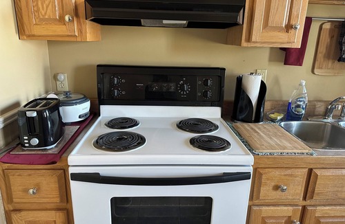 Saint John Apartment | Spacious Historic Victorian Apt , Steps to Saint John Boardwalk & landmarks