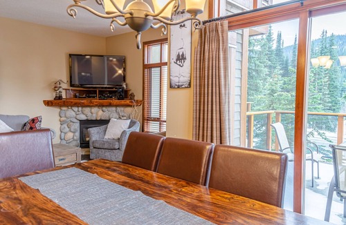 Sun Peaks House | Spacious multi level 4 bedroom + den townhouse, close to ski run, great views of Mt. Morrisey