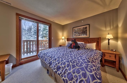 Sun Peaks House | Spacious multi level 2 bedroom townhouse, easy access to nearby runs and lift, short walk to village