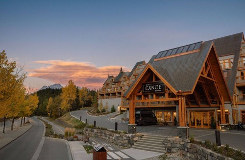 Banff Apartment | Spacious Room | Gas Fireplace + Balcony | EV Chrgr