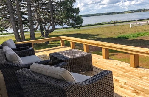 Stanhope House | Stanhope 3bdrm Waterfront Home - Monthly/nightly Oct-June & weekly Summer 2025