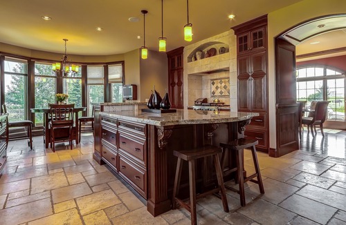 Inglewood House | Staycation House with Swimming Pool. One night possible.