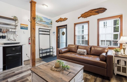 Ucluelet Apartment | Steps to Terrace Beach & Trails Whale’s Tail