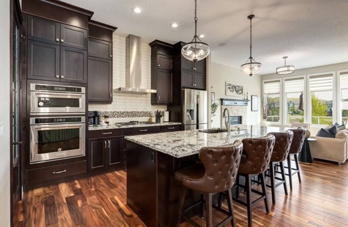 Cranston House | Stunning 3-bedroom luxury retreat in Cranston