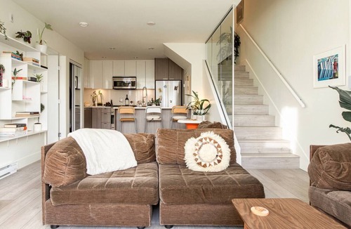 Kensington-Cedar Cottage House | Stunning Modern Townhome, 4-Bed, 2-Bath, & Patio in the City's Best Location