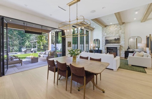 Pemberton Heights House | Stunning North Van Home with Plunge Pool