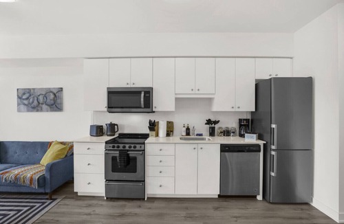 Rosemount Condo | Stylish 1BR Condo in Prime Location with Parking and Wi Fi