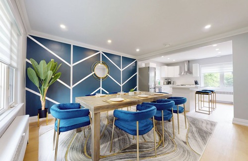 Thornhill House | Stylish 4 Bedroom Home in AAA Location Near Avenue Road and Hwy 401