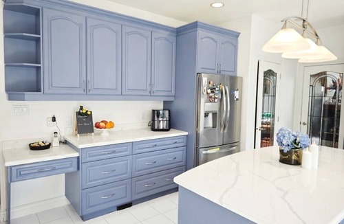 Burnaby House | Stylish 5BR Entire House Near Vancouver Sleeps 8 Free Parking with AC