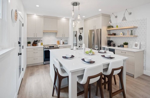 Inner Harbour House | Stylish comfort in James Bay - 5 min walk to the breakwater