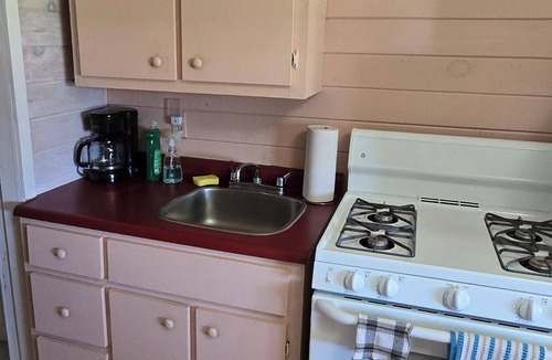 Malpeque Apartment | Suite 9 - Older/Simple/Rustic/No Frills/Budget 1 Bed - Near Cabot Beach Park