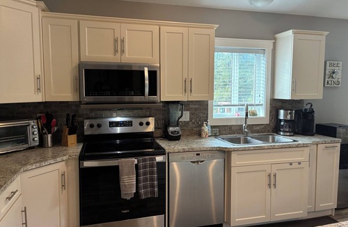 Okanagan-Similkameen Cabin | SUMMER SPECIAL! Save 20% on 6 days or more from July 13- 23!