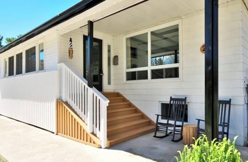 Lafontaine House | Sun, Sand and S'mores-The Great Escape STRTT-2026-071