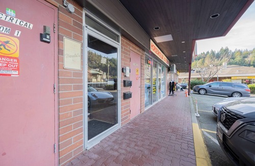 Horseshoe Bay Apartment | Sunny 2-Bed Condo Retreat