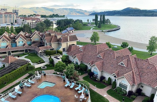 North End Condo | Sunset Waterfont Resort 12. Luxury Lakeside, Lakeview 3 bed/2bath Kelowna Condo.