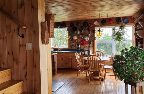 Guernsey Cove House | SUNSHINE FARM Remote country relaxation