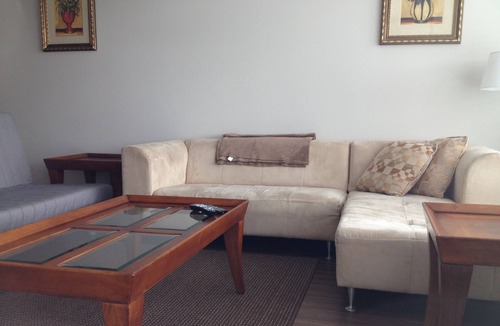 Lower Lonsdale Apartment | Superb Executive 1 Bedroom Apartment Lower Lonsdale
