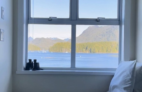 Tofino Condo | The Anchorage- The Perfect Waterfront Suite !