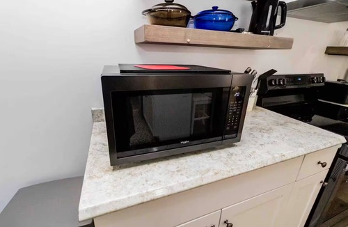Deer Lake Apartment | The Apartment - 8km from Deer Lake Airport