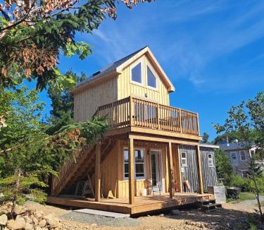 Birch Plain Apartment | The Birch Plain Tower