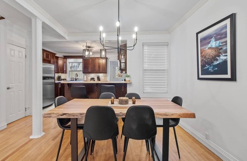Downtown St. John's House | The Fancy House 3bed DT w/Fenced Yard