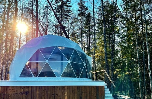 Valley Road Cottage | The Green Haven Dome - Secluded lakeview w/hot tub - 20 mins from St. Andrews!