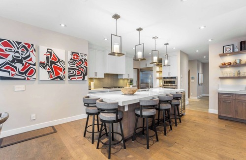 Big White Ski Resort Ski Chalet | The Hemlock | Slope-Side, Hot Tub & Views