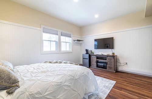 Charlottetown Apartment | The Lily Pad