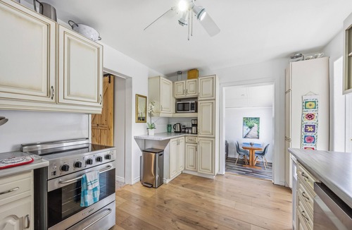 Sarnia House | The Little Lighthouse
