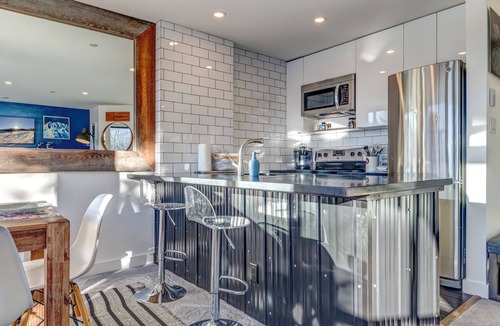 Upper Village Condo | THE LOOKOUT PENTHOUSE/your premium ski-in ski-out retreat in Whistler!